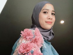 Fanny Fabriana Positif COVID-19, Alami Sakit Tulang Rusuk-Sempat Sesak Napas