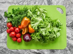 15 Herbal dan Sayuran yang Baik untuk Penderita Asam Urat 15 Herbal dan Sayuran yang Baik untuk Penderita Asam Urat