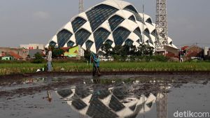 Yok Bisa Yok... Masjid Al Jabar Bandung Tuntas 100 Persen