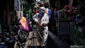 Jelang New Normal, Operasi Disinfeksi Corona Sasar Pemukiman Padat
