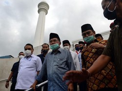 JK: Jokowi, Anies, dan DMI Sepakat Jumat Ini Masjid Dibuka di Jakarta