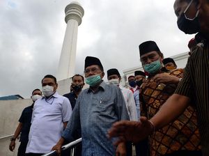 JK: Jokowi, Anies, dan DMI Sepakat Jumat Ini Masjid Dibuka di Jakarta JK: Jokowi, Anies, dan DMI Sepakat Jumat Ini Masjid Dibuka di Jakarta