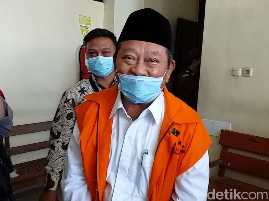 Mantan Bupati Sidoarjo Saiful Ilah Bebas Murni