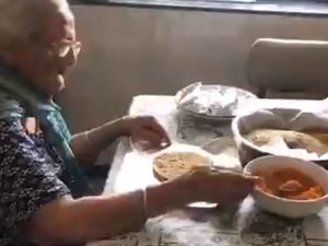 Inspiratif! Nenek 99 Tahun Bagikan Makanan Gratis untuk Para Migran Korban Corona