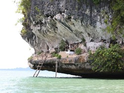 Katanya Fakfak Punya Makam Putri Duyung