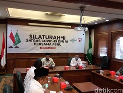 Satgas COVID-19 DPR Sambangi PBNU: Sharing, Doa Kiai juga Penting