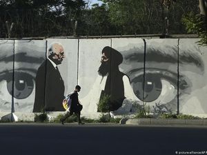 Afghanistan Setuju Bebaskan 400 Tahanan Taliban Afghanistan Setuju Bebaskan 400 Tahanan Taliban