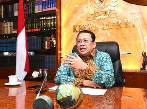 Haji Batal, Ketua MPR Saran Pemerintah Beri Stimulus Agen Travel