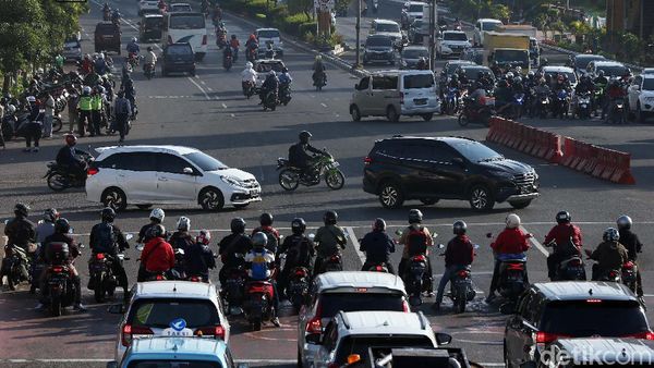Geliat Aktivitas Warga Bekasi di Tengah Pandemi