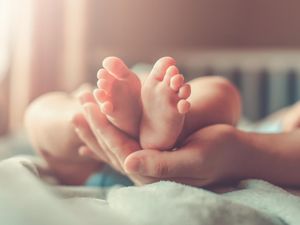 Viral Biaya Persalinan Rp 88 Juta, Biasanya Berapa Sih?