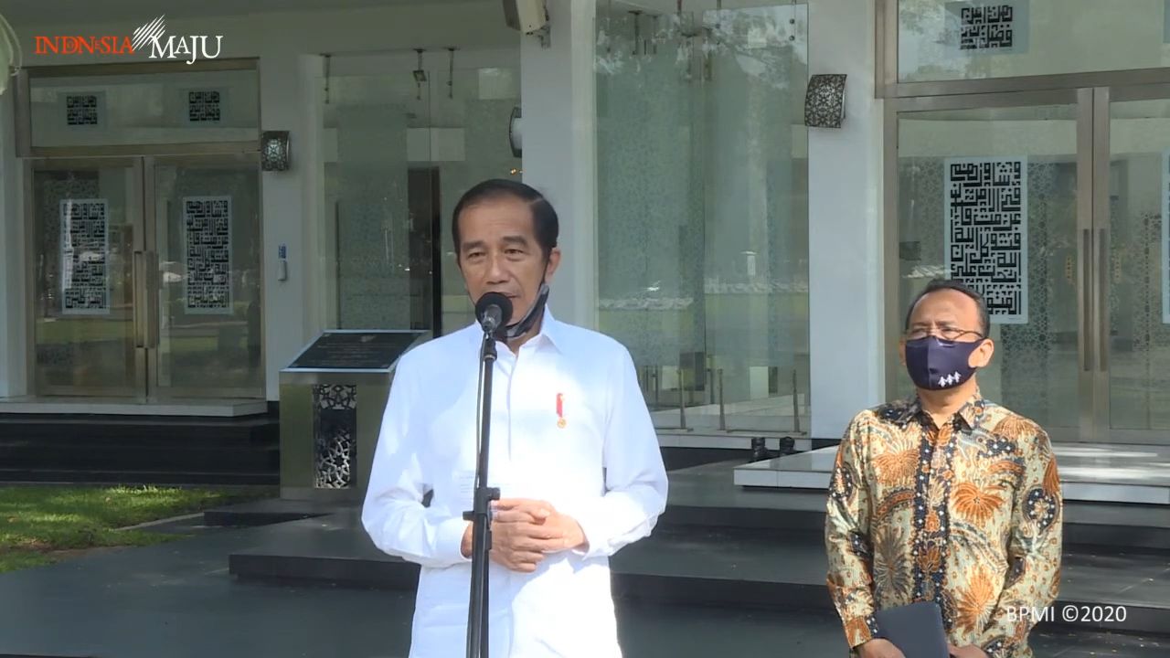 Jokowi Cek Persiapan Masjid Baiturrahim Istana Jelang New Normal