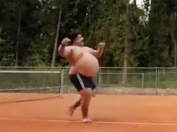 Hoax or Not: Benarkah Maradona Jadi Segini Gendutnya?