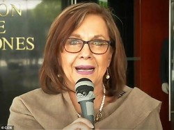 Alamak, Anggota Dewan Viral karena Topless Saat Meeting Virtual via Zoom