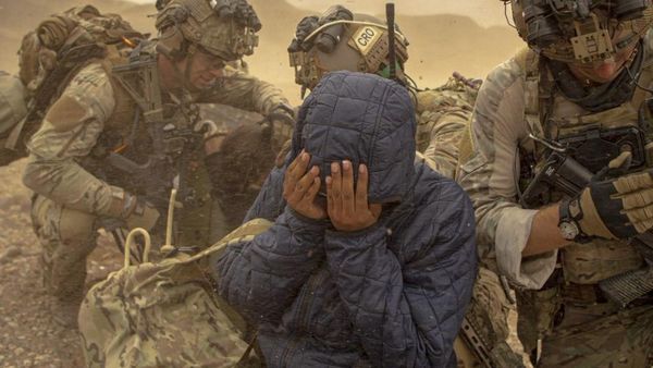 Karya Jawara Kontes Foto Militer Bikin Terkesima