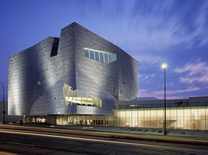 Pertama di AS, Pusat Seni Minneapolis Putus Kontrak dengan Polisi