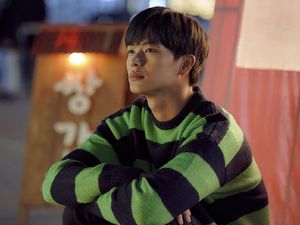 Heboh Kabar Yook Sung Jae Pacaran dengan Influencer Heboh Kabar Yook Sung Jae Pacaran dengan Influencer