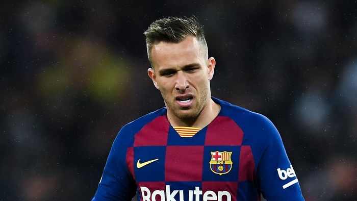 MADRID, SPAIN - MARCH 01: Arthur Melo of FC Barcelona looks on during the Liga match between Real Madrid CF and FC Barcelona at Estadio Santiago Bernabeu on March 01, 2020 in Madrid, Spain. (Photo by David Ramos/Getty Images)