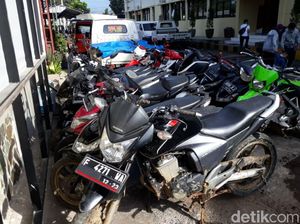 4 Pelaku Curanmor Dibekuk Polisi Cianjur, Diduga Sindikat Antar Kota 4 Pelaku Curanmor Dibekuk Polisi Cianjur, Diduga Sindikat Antar Kota