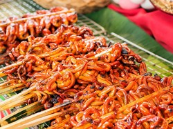 5 Aturan yang Harus Dipatuhi Saat Jajan Kaki Lima di Taiwan hingga Kamboja