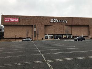 Sederet Ritel yang Bangkrut Gara-gara Hantaman Corona