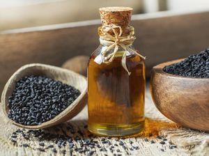 Ahli Teliti Potensi Habbatussauda Sebagai Obat COVID-19 Ahli Teliti Potensi Habbatussauda Sebagai Obat COVID-19