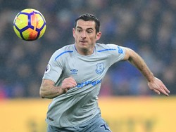 Leighton Baines layak mengisi posisi bek kiri dari starting XI pemain gratisan. Everton kabarnya sudah tertarik untuk memperpanjang kontrak, namun Baines belum beri jawaban. (Foto: Getty Images/Alex Broadway)
