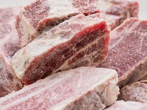 China Mulai Setop Impor Makanan Beku dari Negara Terpapar Corona China Mulai Setop Impor Makanan Beku dari Negara Terpapar Corona