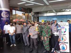 Ingat! Datang ke Mal di Serang Wajib Pakai Masker