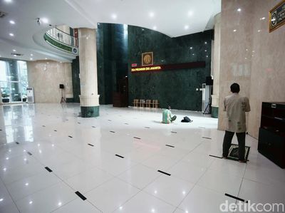 Masjid Fatahillah Balai Kota Bersiap Gelar Salat Jumat