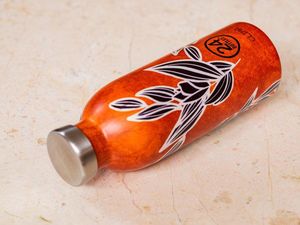 Saat Motif Batik Ada di Botol Minum Asal Italia