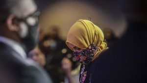 Politisi Muslim AS Ilhan Omar Hadiri Upacara Pemakaman George Floyd