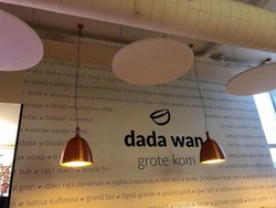 Buka Saat New Normal, Restoran Pekerjakan Robot