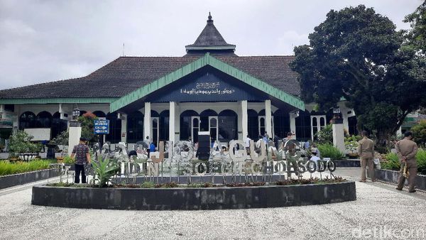 Salat Jumat, Masjid Agung Sleman Terapkan Protokol Kesehatan