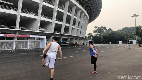 Suasana New Normal di Ring Road GBK, Pengunjung Wajib Pakai Masker