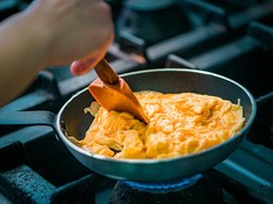 Telur Orak-Arik Lebih Tinggi Protein dengan Tambahan Selai Kacang