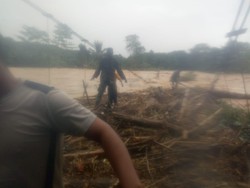 Banjir di Sidrap Rusak Jembatan Penghubung Antar Dusun
