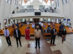 Tinjau Protokol Kesehatan, Bima Arya Datangi Gereja Advent