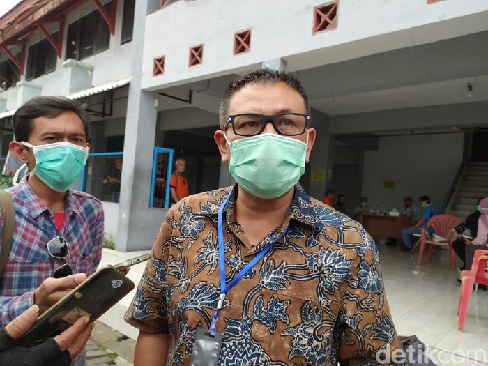 Bantuan dua mobil PCR dan rapid test gratis dari BIN untuk Surabaya diperpanjang satu pekan ke depan. Itu karena tingginya antusiasme masyarakat yang ingin rapid test.