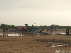 Helikopter yang Jatuh di Kendal Kini Ditutup Terpal