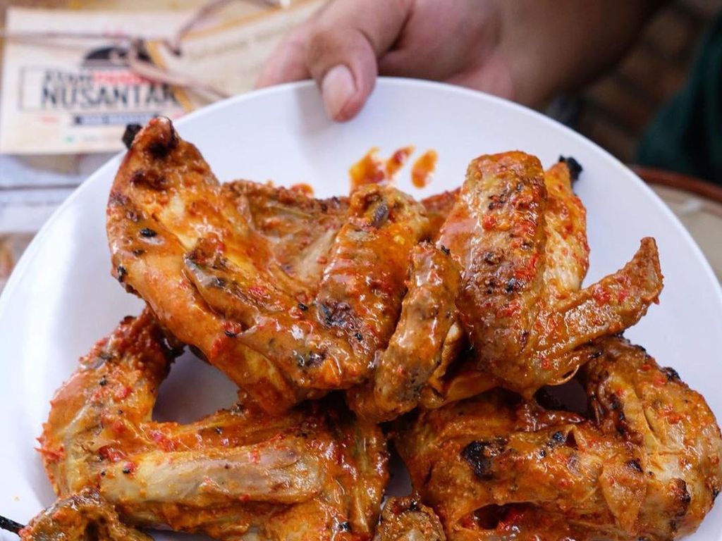 Surabaya Jadi Zona Hitam, Pesan Makanan Online Saja di Sini Surabaya Jadi Zona Hitam, Pesan Makanan Online Saja di Sini