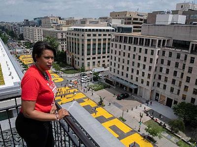 Ini Mural Raksasa Black Lives Matter di Seberang Gedung Putih