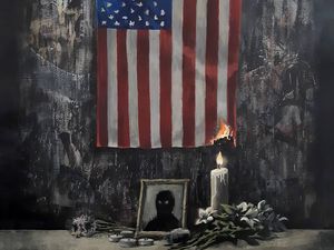 Banksy Bakar Bendera Amerika Serikat, Bagikan Pesan soal Rasialisme Sistemik