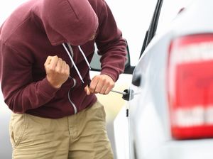 Polisi Selidiki Mobil Pengacara di Bogor Dibobol Berujung Dokumen Raib Polisi Selidiki Mobil Pengacara di Bogor Dibobol Berujung Dokumen Raib