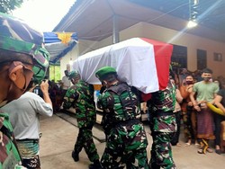 Jenazah Kapten Suardiasa Tiba di Rumah Duka Buleleng Bali