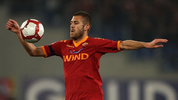 ROME - MARCH 20:  Jeremy Menez of AS Roma in action during the Serie A match between AS Roma and Udinese Calcio at Stadio Olimpico on March 20, 2010 in Rome, Italy.  (Photo by Paolo Bruno/Getty Images)