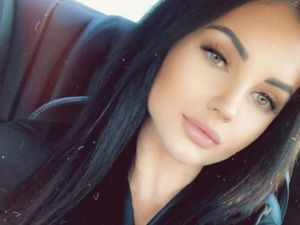Terinspirasi Kim K, Pebalap yang Jadi Artis Porno Operasi Bokong Rp 200 Juta Terinspirasi Kim K, Pebalap yang Jadi Artis Porno Operasi Bokong Rp 200 Juta