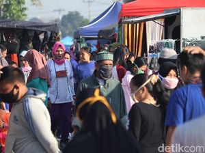 Potret Keramaian di Pasar Kaget Majalaya Bandung