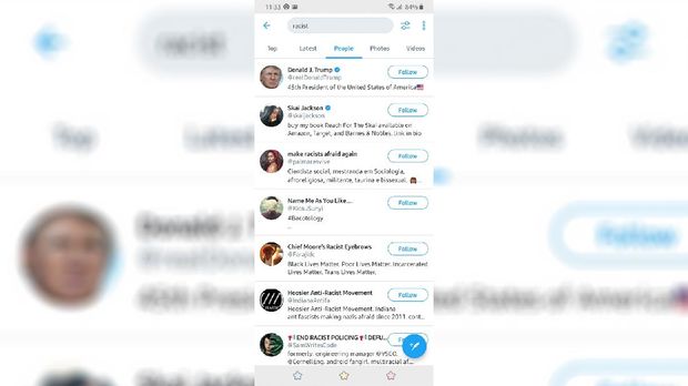 racist’ atau rasis di laman pencarian, akun resmi Twitter pria berusia 73 tahun itu yakni @realDonaldTrump berada di puncak pencarian tepatnya di kolom ‘People’ atau orang.