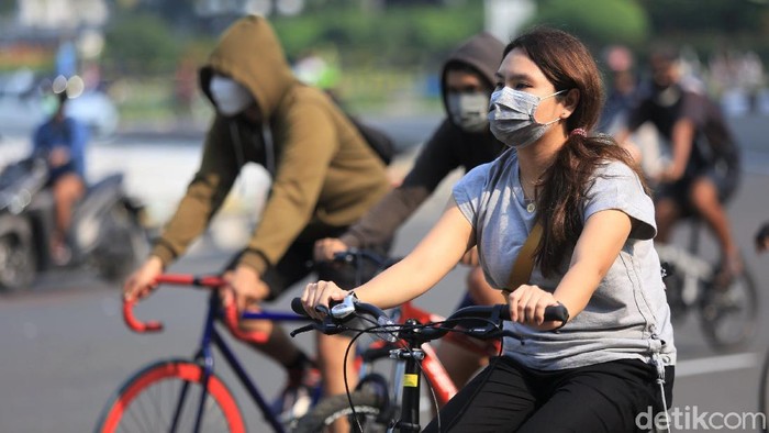 Sepeda Jadi Prioritas untuk Mobilitas Warga DKI Saat PSBB Transisi Pemprov DKI Jakarta utamakan transportasi sepeda terkait mobilitas penduduk saat PSBB transisi. Untuk itu, Pemprov DKI mengatur perihal fasilitas bagi pesepeda.