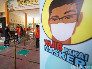 New Normal, Pengunjung Solo Zoo Simulasi Protokol Kesehatan New Normal, Pengunjung Solo Zoo Simulasi Protokol Kesehatan